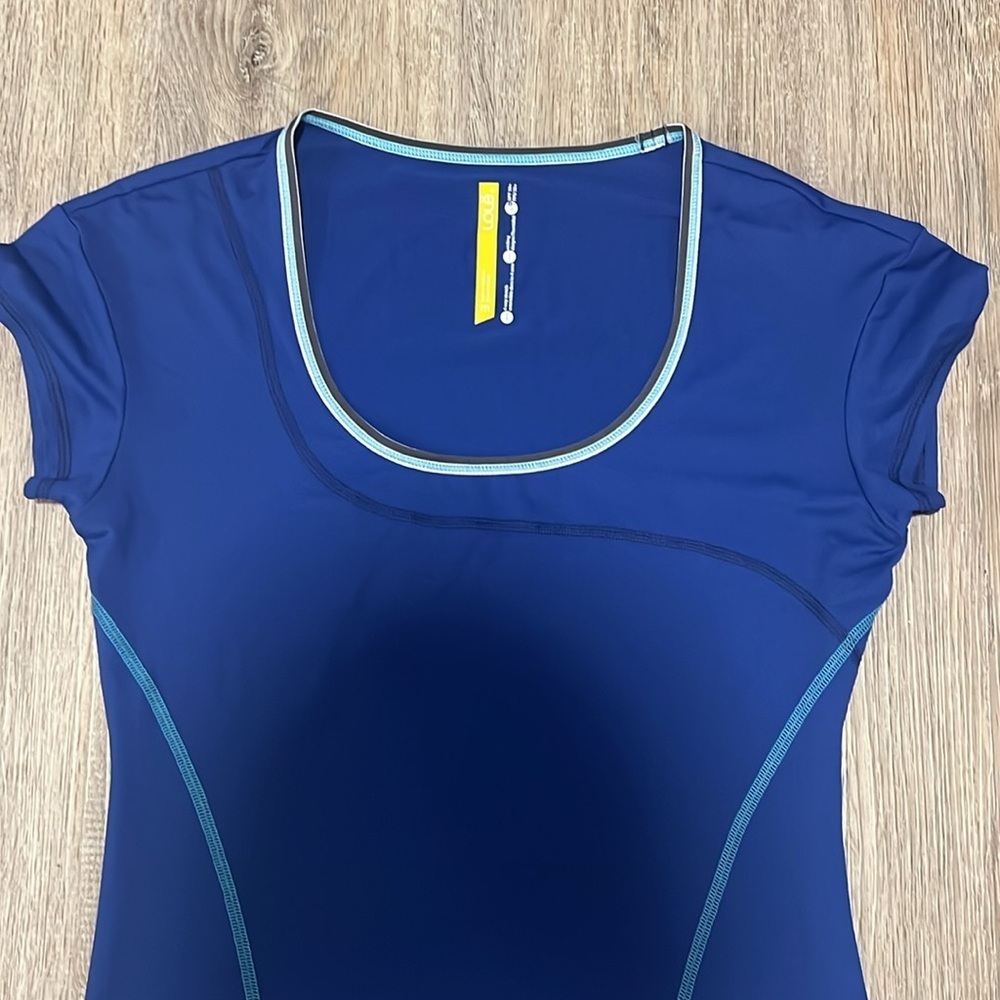 Lole Activewear Top​​​ - Picture 2 of 10